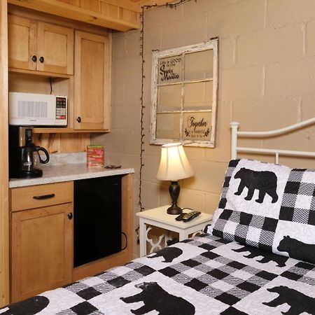 Karens Cozy Cottage Гатлинбург Экстерьер фото